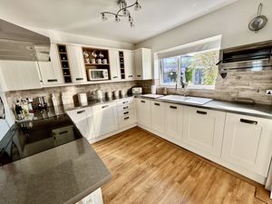 Photo 71- click for photo gallery